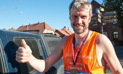 Einar Kaigas on 35 aasta jooksul pidanud kahel korral ümber järve jooksul startimisest loobuma.
