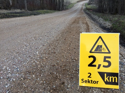 Sangaste Valgete Teede rada, kruusalõik nr. 2.